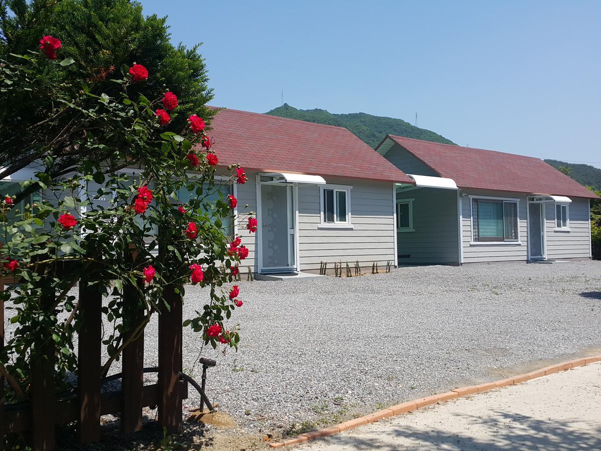 Pyeongchang River House Exterior foto