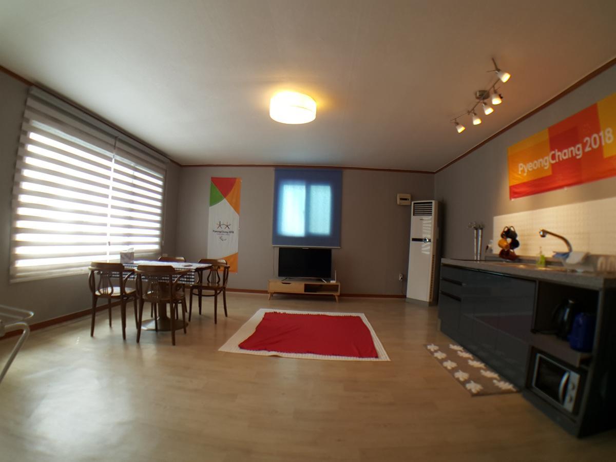 Pyeongchang River House Exterior foto